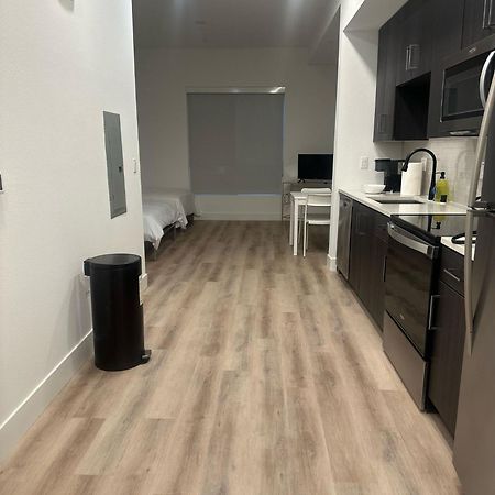 Cozy One Bedroom & Loft Sunset Free Off Site Parking And Wifi Los Angeles Exterior photo